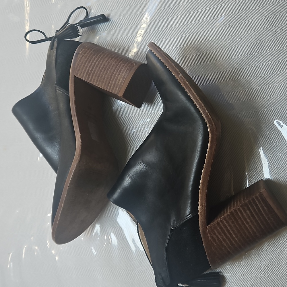 Madewell X Sezane Black Leather Ankle Boots‎ 7